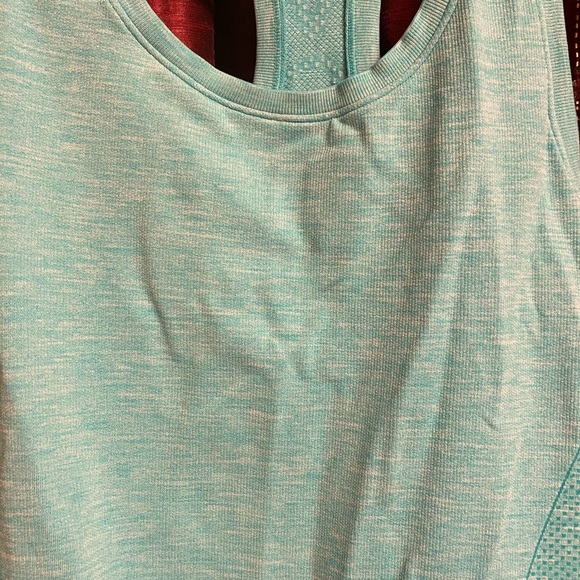 VSX Victoria Secret Sport seamless tank top - Picture 2 of 7
